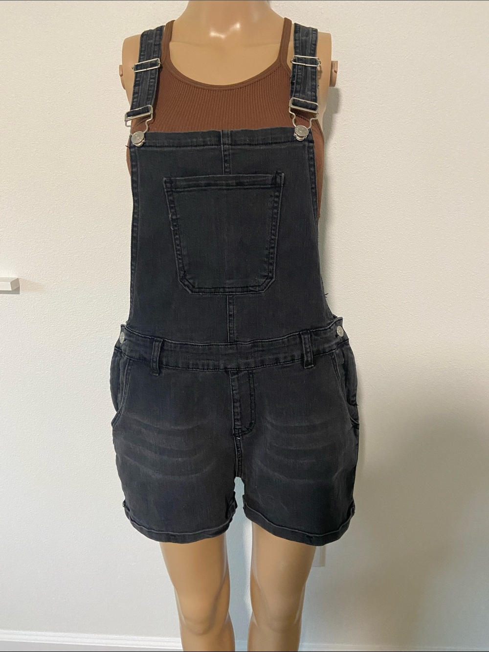 Index Women’s Black faded Denim Short Overalls - Sz L